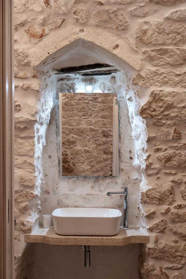 white room Ostuni Exterior foto