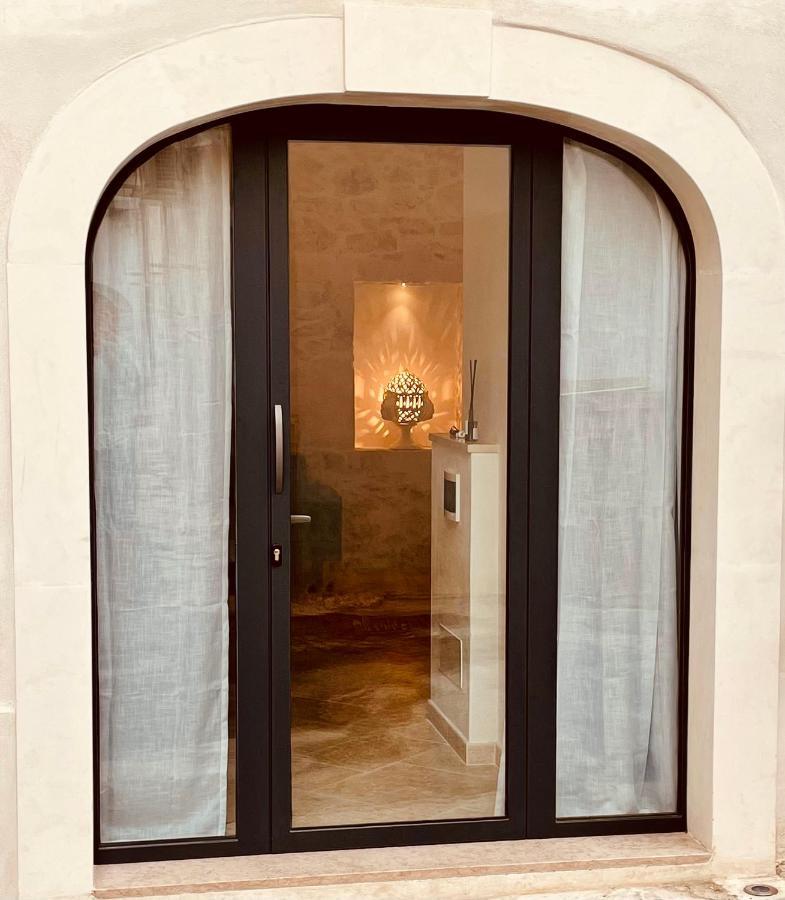white room Ostuni Exterior foto