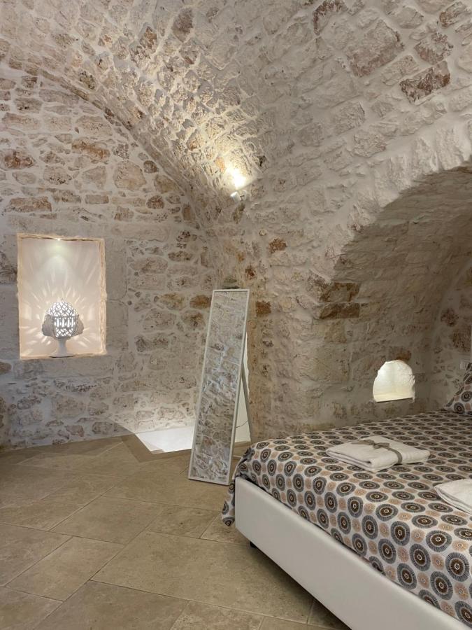 white room Ostuni Exterior foto