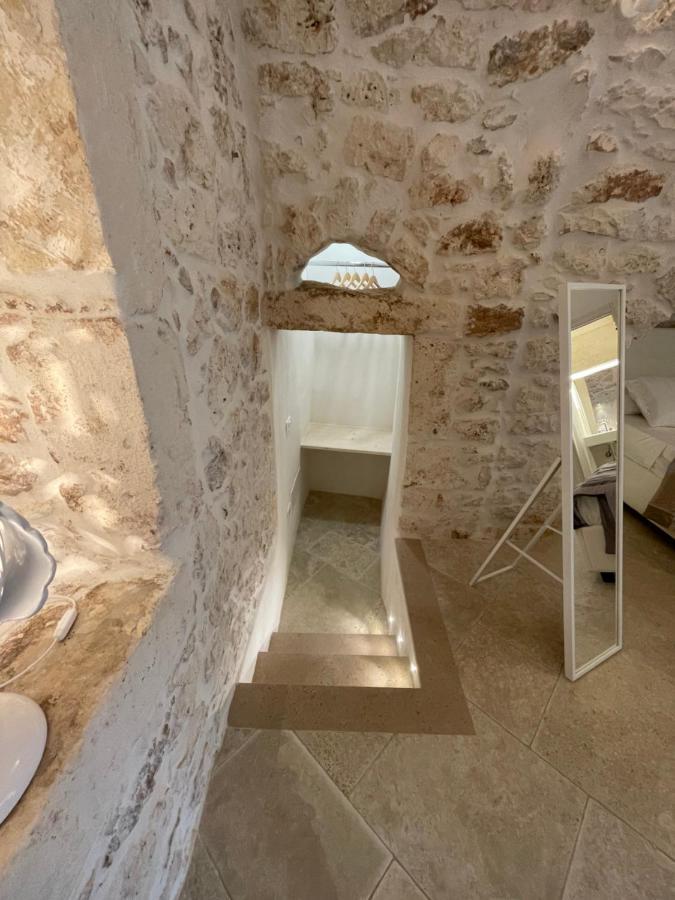 white room Ostuni Exterior foto